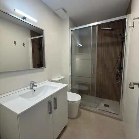 Individual Acogedora منزل للإقامة *